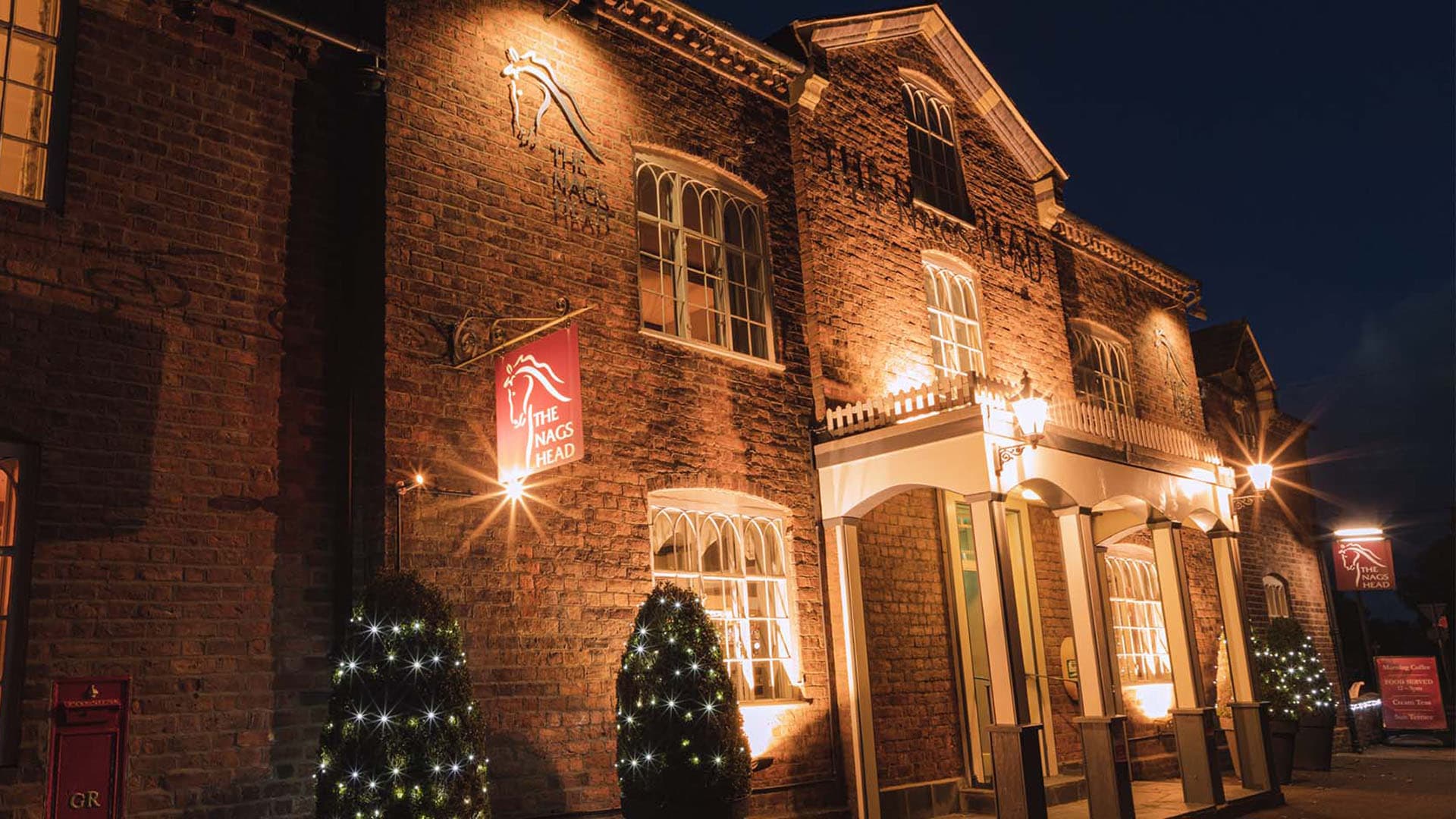 The Nags Head Inn at night